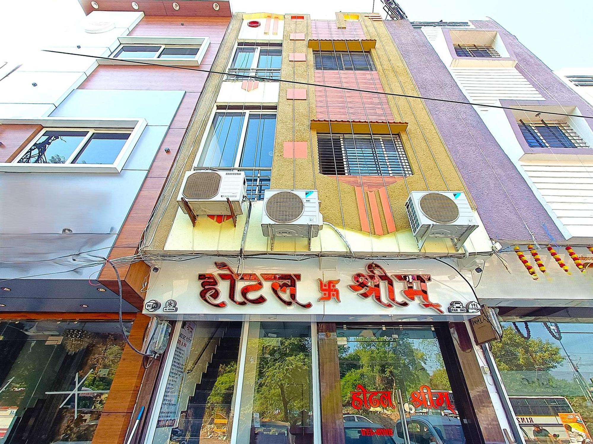 Hotel Shreem Ujjain Buitenkant foto