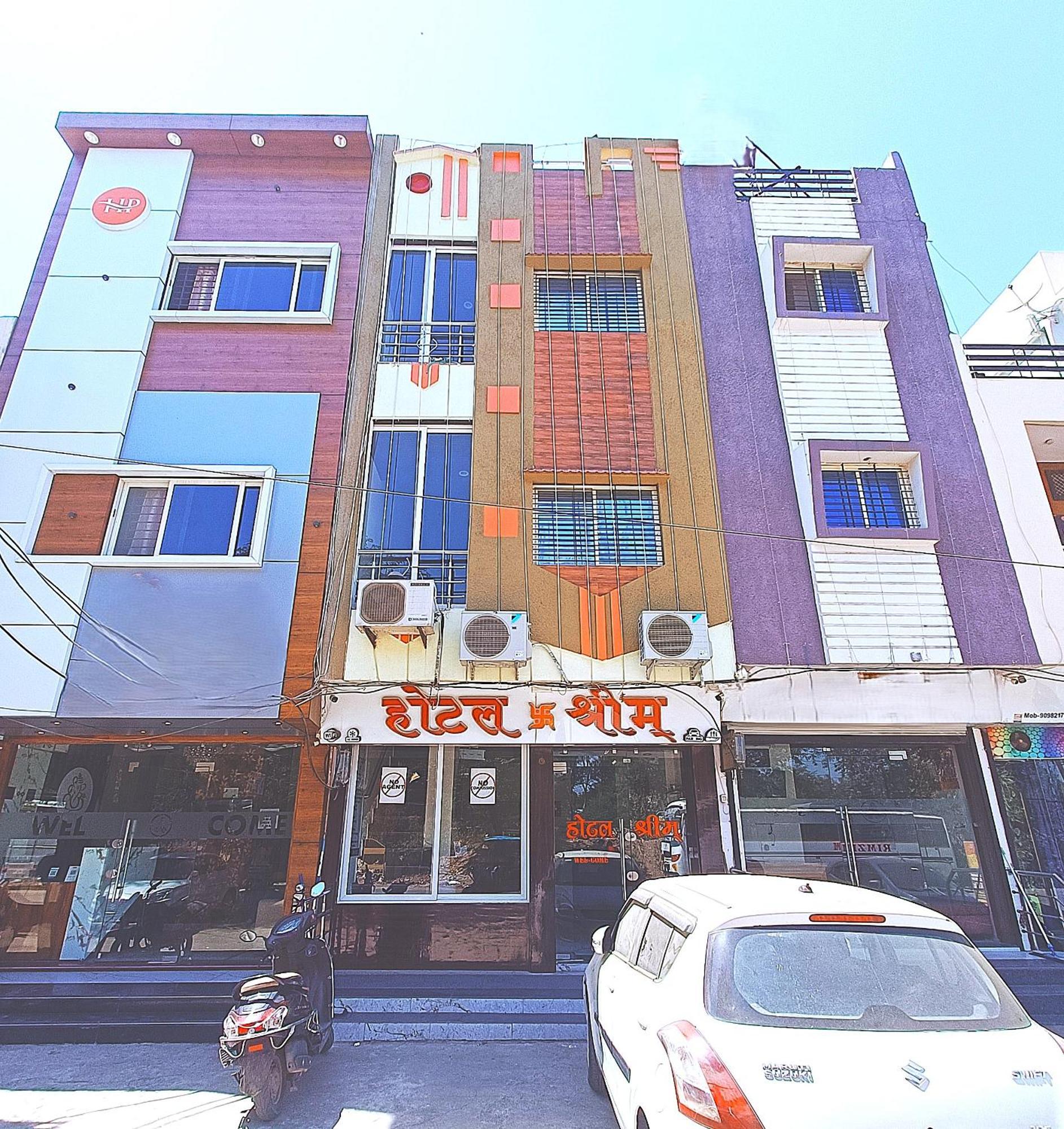 Hotel Shreem Ujjain Buitenkant foto